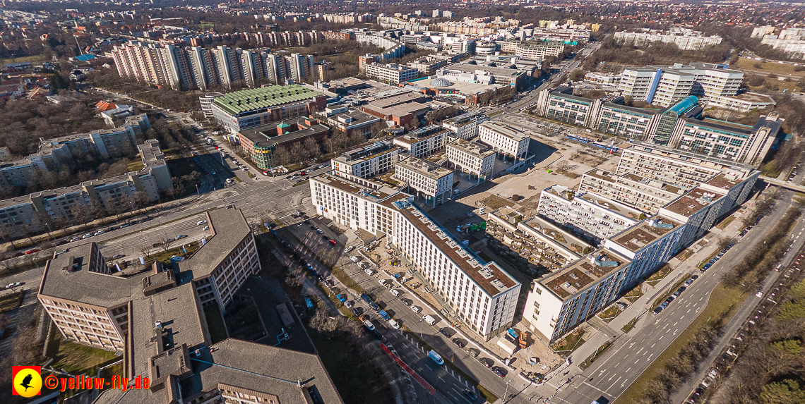 15.02.2023 - Luftbilder Perlach Plaza, Allianz, Wacker, Rentenversicherung, PEP